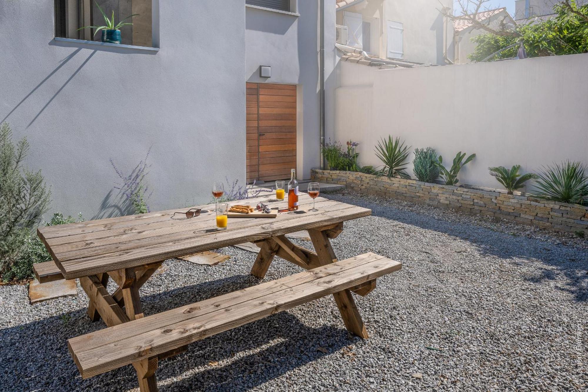 Superbe T2 neuf, climatisé 2nd ligne, balcon, jardin, prestations haut de gamme Carnon-Plage Esterno foto